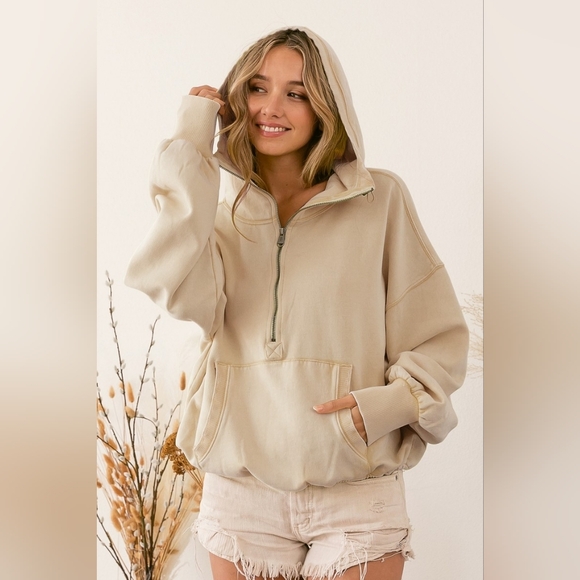 BiBi Tops - BiBi Stitch Detailed Elastic Hem Half Zip Fleece Hoodie